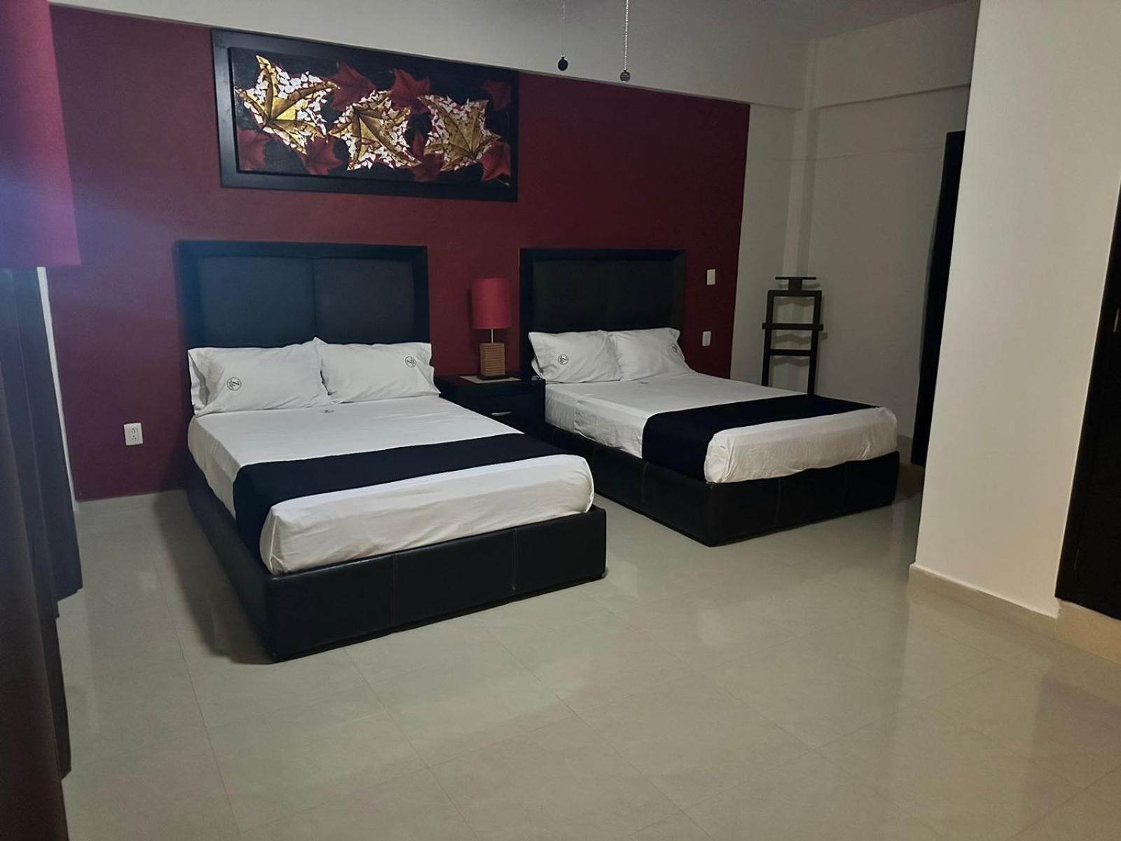 סיודד גוזמן Hotel Zapotlan מראה חיצוני תמונה